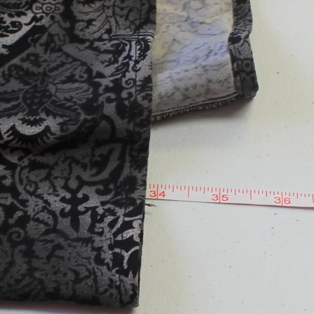 #422 Christopher & Banks Stretch Black Grey Patterned Skirt Size 14W - Picture 6 of 9